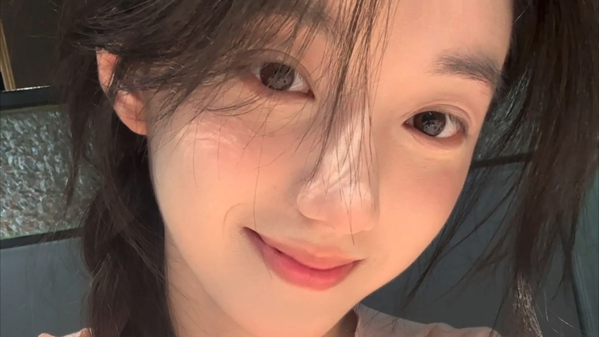 济南动物园为大熊猫华奥庆祝18岁生日